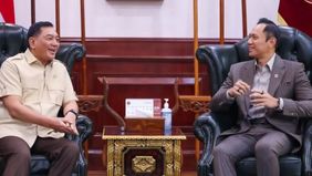  Menteri Pertahanan Sjafrie Sjamsoeddin menerima kunjungan Menteri Koordinator Bidang Infrastruktur dan Pembangunan Kewilayahan Agus Harimurti Yudhoyono (AHY) untuk membahas langkah pengamanan wilayah udara nasional.