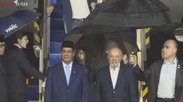 Presiden Brazil Lula da Silva Tiba di Jakarta di Tengah Hujan Deras 