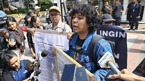 Pihak dari Wakil Koordinator KontraS Andrie Yunus menyatakan tidak akan menghadiri sidang perdana kasus penyiraman air keras yang dijadwalkan berlangsung di Pengadilan Militer II-08 Jakarta pada Rabu, 29 April 2026.