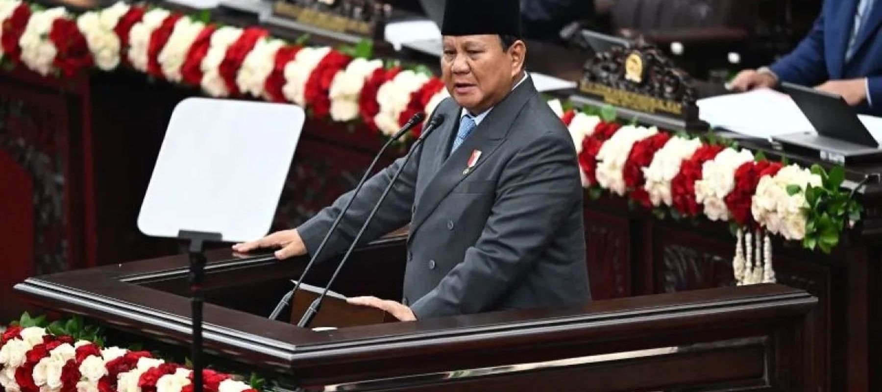 Presiden Prabowo Subianto menyampaikan pidato dalam Sidang Tahunan MPR RI dan Sidang Bersama DPR-DPD RI Tahun 2025 di Gedung Nusantara, Kompleks Parlemen, Jakarta, Jumat, 15 Agustus 2025.
