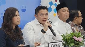 Sekretaris Kabinet Teddy Indra Wijaya mengajak seluruh elemen masyarakat untuk mendukung pelaksanaan Peraturan Pemerintah Nomor 17 Tahun 2025 tentang Pelindungan Tata Kelola Penyelenggaraan Sistem Elektronik dalam Pelindungan Anak atau PP Tunas. Duku