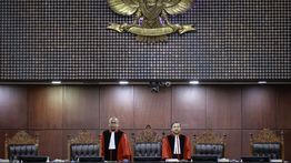 MK Tolak Permohonan Syarat Capres hingga Cakada Minimal Sarjana
