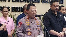 Kepolisian Negara Republik Indonesia (Polri) menyatakan masih menunggu hasil pemeriksaan ilmiah sebelum menentukan penyebab kematian diplomat muda Kementerian Luar Negeri (Kemlu), Arya Daru Pangayunan (ADP). Proses investigasi tengah berlangsung deng