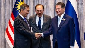 Thailand dan Kamboja secara resmi telah menandatangani dokumen gencatan senjata serta kesepakatan implementasinya setelah menggelar pertemuan luar biasa Komite Perbatasan bilateral di Kuala Lumpur, Malaysia.