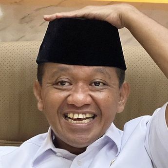 Terpopuler: Hoaks Video Prabowo Pecat Bahlil dari Menteri ESDM, Juru Parkir Aniaya Warga di Jakut