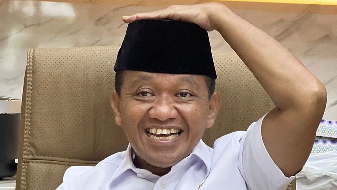 Arsip - Menteri Energi dan Sumber Daya Mineral (ESDM) Bahlil Lahadalia memberi keterangan di Kantor Kementerian ESDM, Jakarta, Jumat, 26 September 2025.