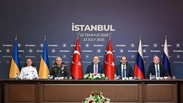 Trump Desak Rusia dan Ukraina Hentikan Pertempuran