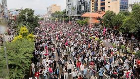 Presiden Nepal, Ram Chandra Poudel, resmi mundur dari jabatannya pada Selasa, 9 September 2025 dan saat ini kendali Nepal diambil alih oleh militer.