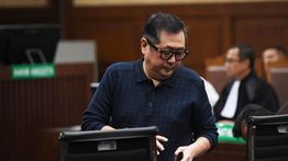 KPK Cegah Empat Orang ke Luar Negeri Terkait Kasus Bansos