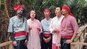 Kementerian Ekonomi Kreatif (Kemenekraf) terus menunjukkan komitmennya dalam memperkuat peran ekonomi kreatif sebagai salah satu motor utama pertumbuhan ekonomi baru, dengan fokus pengembangan yang dimulai dari daerah.