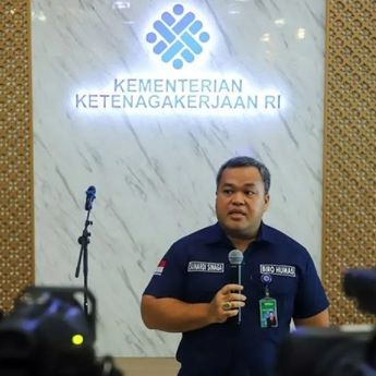 KPK Geledah Ruangan Kabiro Humas Kemenaker Sunardi Manampiar Sinaga