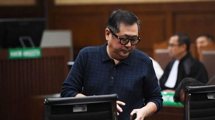 Arsip foto - Pengusaha Bambang Rudijanto Tanoesoedibjo bersiap untuk bersaksi dalam sidang lanjutan kasus dugaan korupsi beras Bansos di Pengadilan Tipikor, Jakarta, Rabu 6 Maret 2024. ANTARA FOTO/Akbar Nugroho Gumay/rwa/aa.