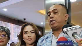Selebgram Lisa Mariana memenuhi panggilan Direktorat Tindak Pidana Siber (Dittipidsiber) Bareskrim Polri untuk menjalani pemeriksaan sebagai tersangka dalam kasus dugaan pencemaran nama baik terhadap mantan Gubernur Jawa Barat, Ridwan Kamil, setelah 
