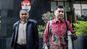 Komisi Pemberantasan Korupsi (KPK) mengungkapkan bahwa pemeriksaan terhadap dua pejabat Bank Indonesia pada Kamis, 16 April 2026 berkaitan dengan proses pengajuan pembayaran Program Sosial Bank Indonesia (PSBI).