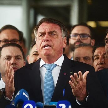 Bolsonaro Didagnosis Kanker Kulit, Tetap Jalani Hukuman Rumah