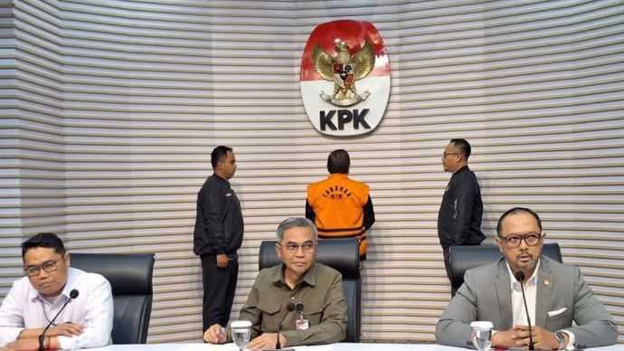 KPK umumkan penahanan Sekjen PDIP, Hasto Kristiyanto.