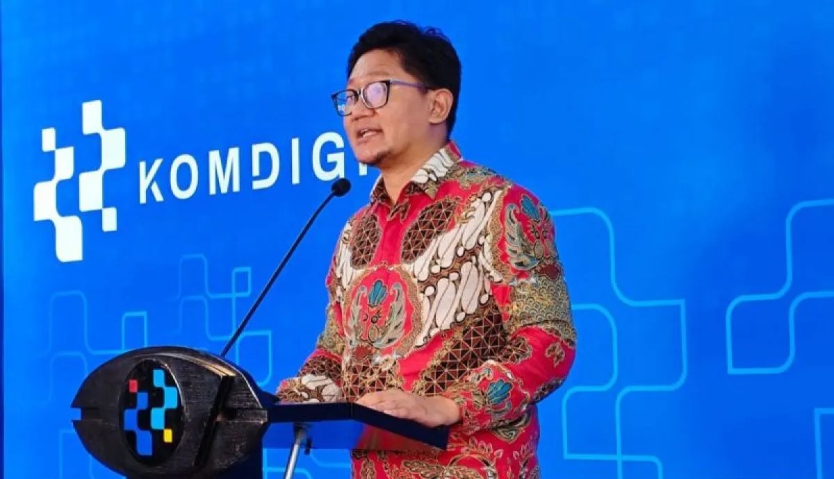 Direktur Pengembangan Ekosistem Digital Kemkomdigi Sonny Hendra Sudaryana saat menyampaikan keterangan kepada awak media di Kantor Kemkomdigi, Jakarta Pusat pada Selasa (7/4/2026). ANTARA/Farhan Arda Nugraha/pri. <b>(Antara)</b>