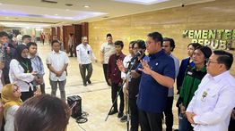 Wamentan: Produksi Beras 2025 Surplus 3,5 Juta Ton, Tak Perlu Impor