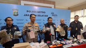 Bibit ganja tersebut diketahui diperoleh dari situs gelap atau dark web luar negeri.