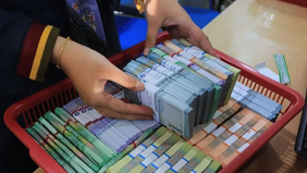 Bank Indonesia (BI) melaporkan bahwa likuiditas perekonomian yang tercermin dari uang beredar dalam arti luas (M2) pada Maret 2026 mengalami peningkatan lebih tinggi.