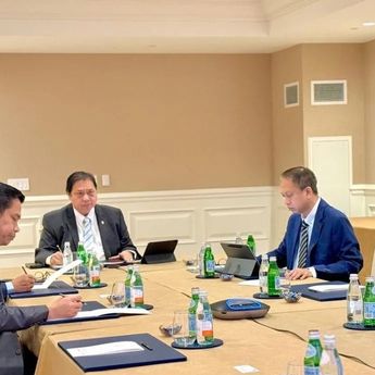 Airlangga Hartarto dan Komisioner Uni Eropa Maros Sefcovic Bahas Percepatan IEU-CEPA