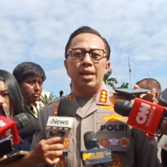Polisi Cegat 120 Pelajar Terprovokasi Medsos Ikut Demo Buruh di DPR