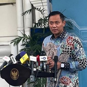 AHY: Prabowo Pastikan Pemerintah Hadir Cari Solusi Utang Whoosh