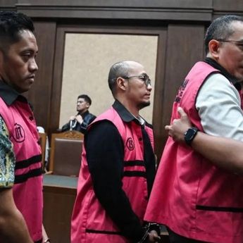 Yoki Firnandi Divonis 9 Tahun Penjara Dalam Kasus Minyak Mentah
