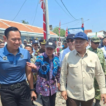 AHY Tinjau Penataan Kampung Nelayan Tanjung Anom, Dorong Konsep Indonesia ASRI
