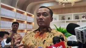 Menteri Sekretaris Negara Prasetyo Hadi menyatakan bahwa pemerintah tidak menutup kemungkinan untuk memblokir permainan digital yang terbukti memuat unsur kekerasan dan berdampak negatif terhadap perilaku anak-anak maupun remaja.