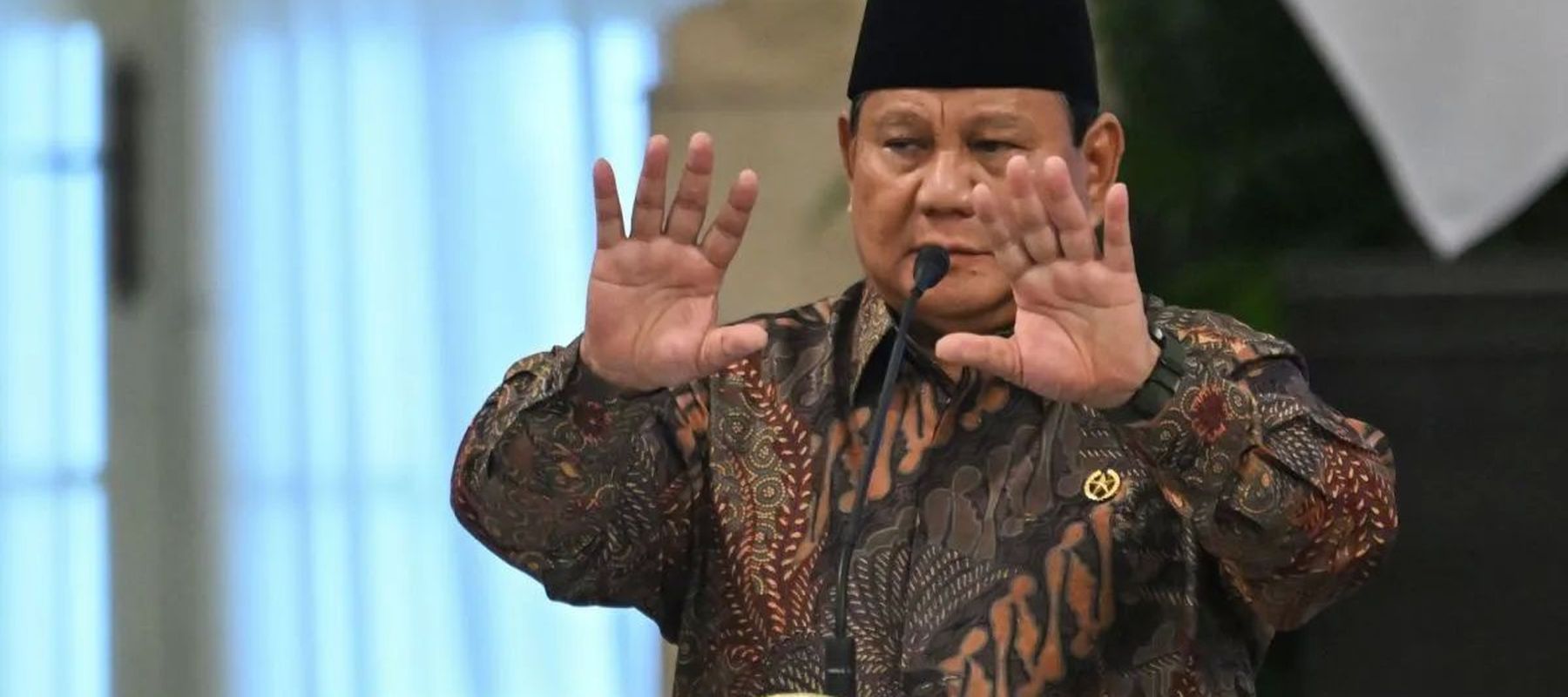 Presiden Prabowo Subianto memimpin Sidang Kabinet Paripurna di Istana Negara, Jakarta, Senin (20/10/2025). Sidang kabinet paripurna yang bertepatan dengan setahun masa pemerintahan Presiden Prabowo dan Wapres Gibran tersebut membahas realisasi pada 2