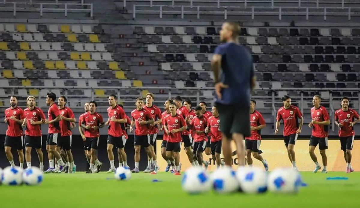Pesepak bola Timnas Indonesia mengikuti latihan resmi jelang pertandingan Fifa Matchday di Stadion Gelora Bung Tomo, Surabaya, Jawa Timur, Kamis, 4 September 20225 <b>(ANTARA)</b>