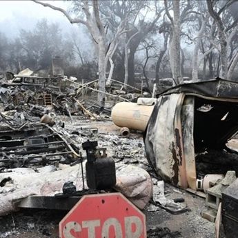 14.000 Warga Mengungsi Gara-gara Kebakaran Hutan Dahsyat di California