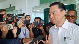 Laporkan Tiga Hakim, Tom Lembong Datangi Komisi Yudisial 
