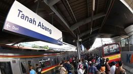 Demo di DPR, KAI Commuter Hentikan Keberangkatan KRL Serpong dari Tanah Abang