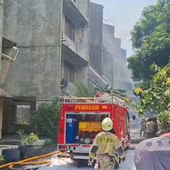 Kebakaran Asrama Polisi Kalideres Berhasil Dipadamkan, 4 Kamar Hangus