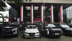 KPK umumkan telah menyita total 24 kendaraan bermotor dari para tersangka dalam kasus dugaan pemerasan sertifikat keselamatan dan kesehatan kerja (K3) yang menyeret mantan Wakil Menteri Ketenagakerjaan Immanuel Ebenezer.