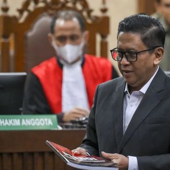 Hasto Nilai Tuntutan 7 Tahun Penjara Tidak Adil dan Penuh Kejanggalan