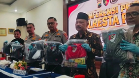 Kepolisian Resor Kota Pati mengungkap dugaan kasus pelecehan seksual yang dilakukan pengasuh Pondok Pesantren Ndolo Kusumo berinisial AS (51) terhadap seorang santri perempuan di Kecamatan Tlogowungu, Kabupaten Pati, Jawa Tengah.