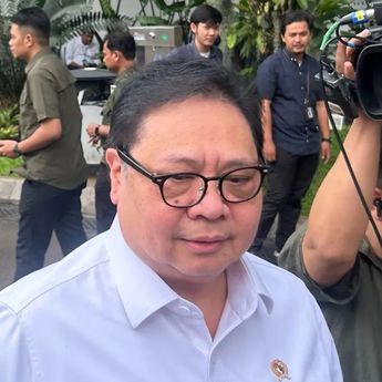 Presiden Prabowo Gelar Rapat Terbatas Bahas Ekonomi di Istana