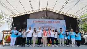 Dalam rangka mendukung penguatan literasi anak di lingkungan permukiman, Kementerian Ekonomi Kreatif (Kemenekraf) menyumbangkan ratusan buku ke enam Ruang Publik Terpadu Ramah Anak (RPTRA) di kawasan Marunda.