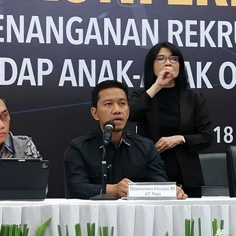 Densus 88 Tangkap 8 Terduga Teroris JAD di Sulawesi Tengah