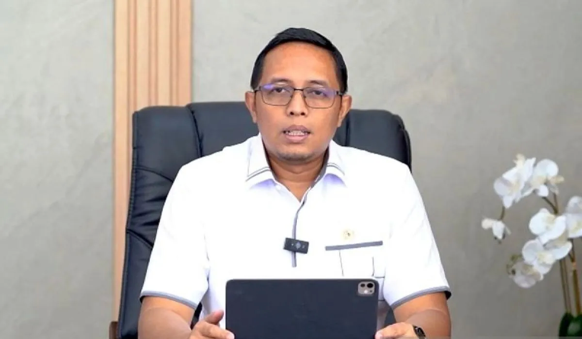  Kepala Kantor Komunikasi Kepresidenan Hasan Nasbi saat menyampaikan keterangan pers kepada wartawan melalui tayangan video di Jakarta, Senin (4/11/2024).  <b>(ANTARA/Kantor Komunikasi Kepresidenan-Andi Firdaus/pri.)</b>