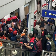 KAI Pastikan Refund 100 Persen untuk Penumpang Terdampak Insiden Bekasi Timur