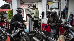 Harga BBM Nonsubsidi Naik, Pertamina Masih Evaluasi Harga Pertamax dan Pertamax Green