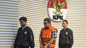 Komisi Pemberantasan Korupsi (KPK) resmi menetapkan dan menahan mantan Direktur Utama PT Perusahaan Gas Negara (PGN), Hendi Prio Santoso (HPS), sebagai tersangka dalam perkara dugaan korupsi jual beli gas.