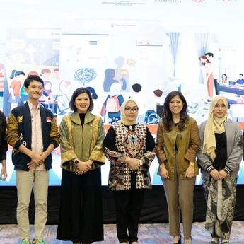 Menteri Arifah Tegaskan Negara Wajib Lindungi Anak di Ruang Digital pada Hari Anak Sedunia