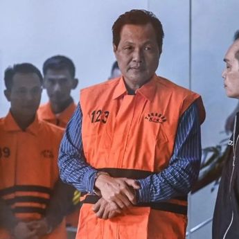 KPK Tahan Bupati Muara Enim Edison dan 3 Tersangka Lain