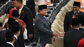 Presiden RI Prabowo Subianto menyoroti praktik pemberian tantiem besar kepada komisaris perusahaan yang dinilainya tidak sebanding dengan kinerja. Hal tersebut ia sampaikan dalam Pidato Penyampaian RUU APBN 2026 dan Nota Keuangan.