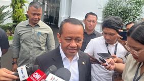 Menteri Energi dan Sumber Daya Mineral (ESDM) Bahlil Lahadalia menegaskan bahwa pengelola stasiun pengisian bahan bakar umum (SPBU) swasta, seperti Shell dan BP-AKR, telah memperoleh tambahan kuota impor bahan bakar minyak (BBM) untuk tahun 2025.